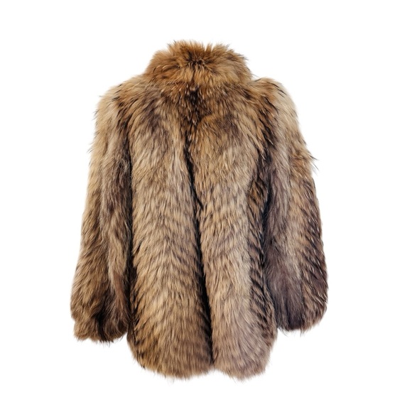 Vintage luxurious Genuine Fur Coat in shades of brown tan and cream - Picture 3 of 15